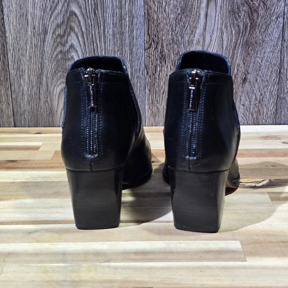 Vince Camuto‎ Doralli Booties Side Cutout Pointed Toe Black Ankle Boots 6.5M